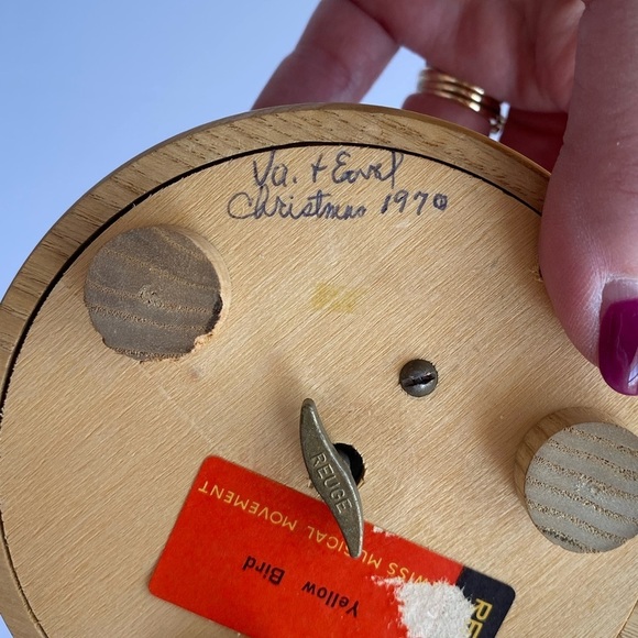 Vintage Reuge Anri Girl With Watering Can Flowers Swiss Music Box Retired Read - Picture 6 of 9